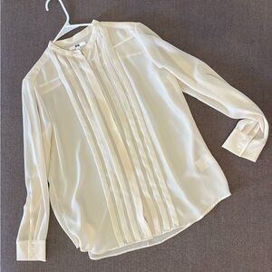 Uniqlo Cream Pleated Blouse